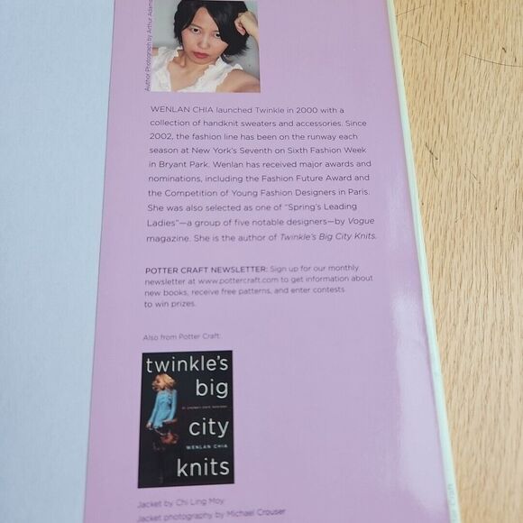 Twinkle's Weekend Knits : 20 Fast Designs for Fun Getaways by Wenlan Chia 2008 - Picture 4 of 7